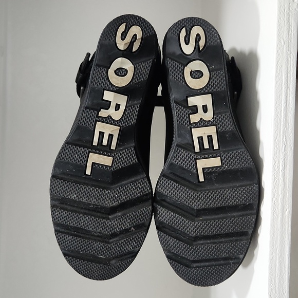 Sorel | Black Ankle Boots - Picture 11 of 12